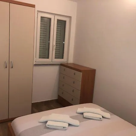 Apartmani Ivana Cres Exterior photo